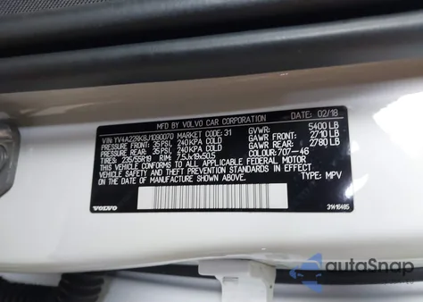 2018 Volvo Xc60 T6/Momentum из США, поврежденный, VIN YV4A22RK8J1090070